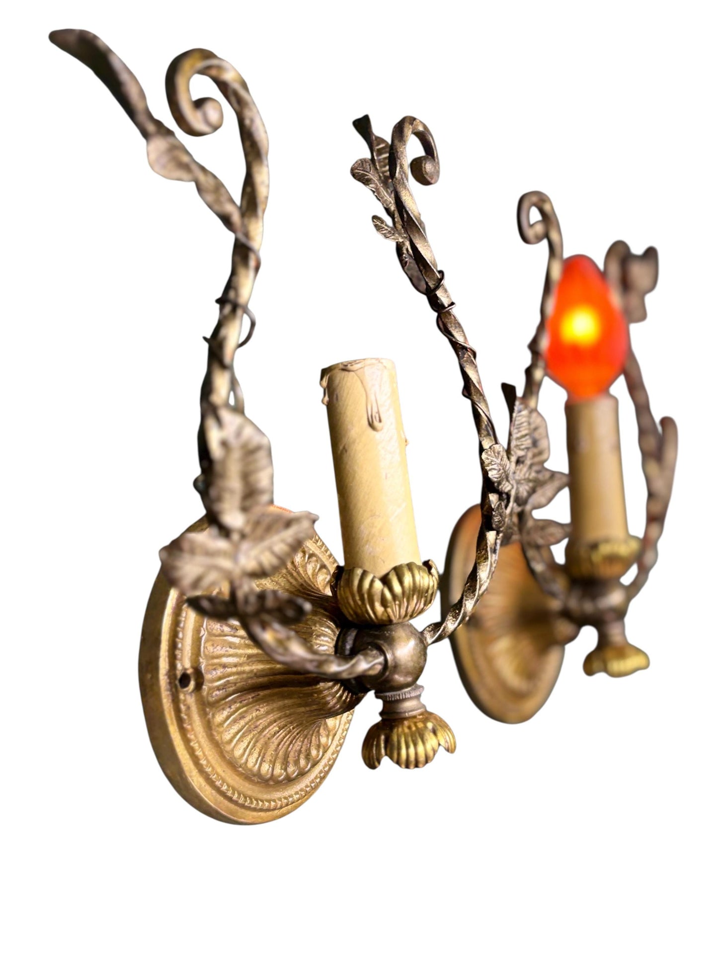 Pair Petit 1910s Cast Brass Wall Sconces with Trailing Vines and Leaves Original Antique Patina #2658